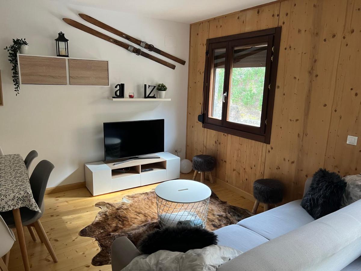 Apartamento Luga Castiello de Jaca Ngoại thất bức ảnh