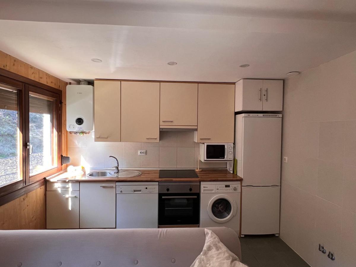 Apartamento Luga Castiello de Jaca Ngoại thất bức ảnh